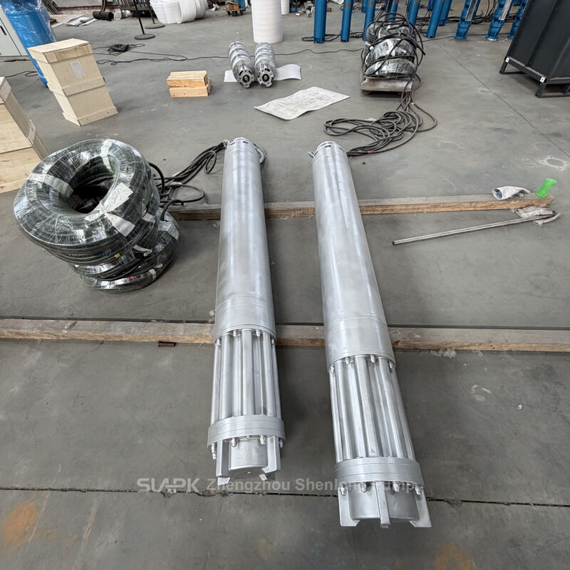 Pompa sommersa per pozzo in acciaio inossidabile con portata di 252 m³/h, prevalenza di 170 m e potenza di 185 kW